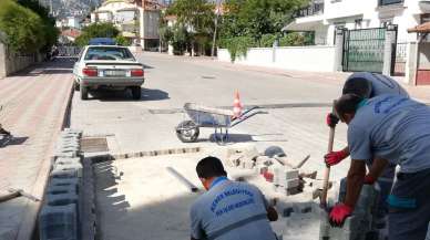 Arslanbucak'ta bozuk yollar ve kaldırımlar elden geçiriliyor