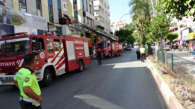 Antalya'da dönercinin bacası herkesi alarma geçirdi