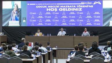 Mersin'de 100. yıla özel çocuk meclisi kuruldu