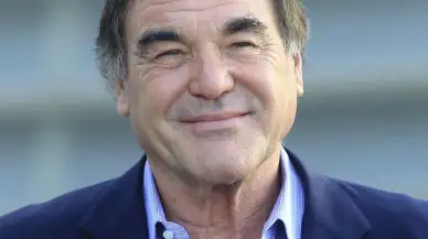 Ünlü yönetmen Oliver Stone İsrail Politikalarını Eleştirdi: 'Netanyahu Tamamen Delirdi'