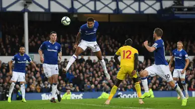 FA Cup'ta Heyecan Dolu Maç: Crystal Palace ve Everton Berabere!