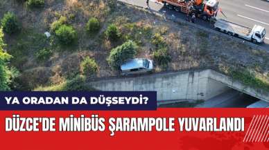 Düzce'de minibüs şarampole yuvarlandı! Ya oradan da düşseydi?