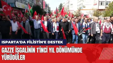 Isparta'da vatandaşlar Gazze işgalinin 1'inci yıl dönümünde yürüdüler