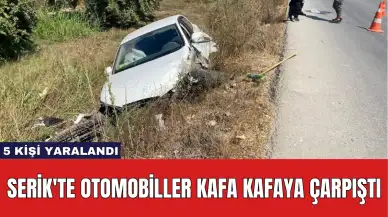 Serik'te Otomobiller Kafa Kafaya Çarpıştı: 5 Kişi Yaralandı