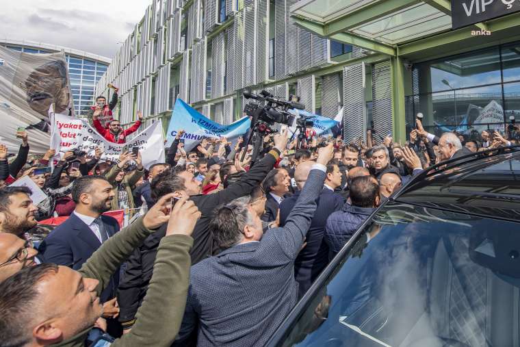 Kılıçdaroğlu tarifeli uçtu, VIP karşılandı... 2