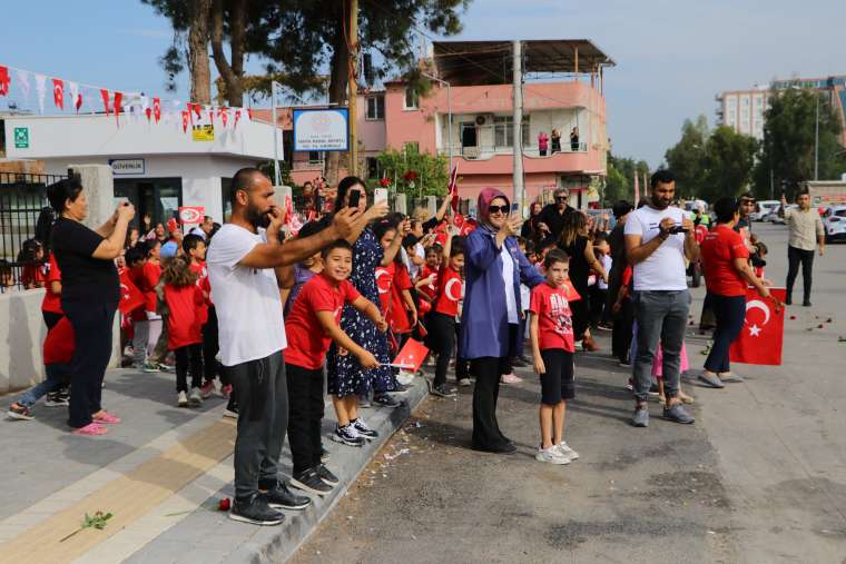 Çocukların sevgisi ve polislerin jestleri! 8