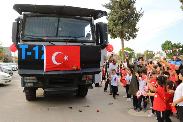 Çocukların sevgisi ve polislerin jestleri! 6