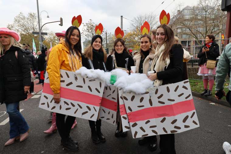 Almanya’da '5. Mevsim' karnaval sezonundan renkli görüntüler! 8