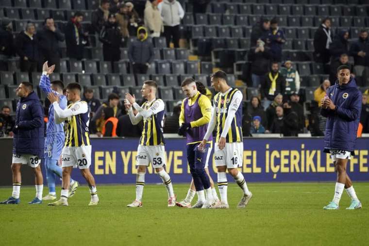 Fenerbahçe liderliği bırakmıyor 7