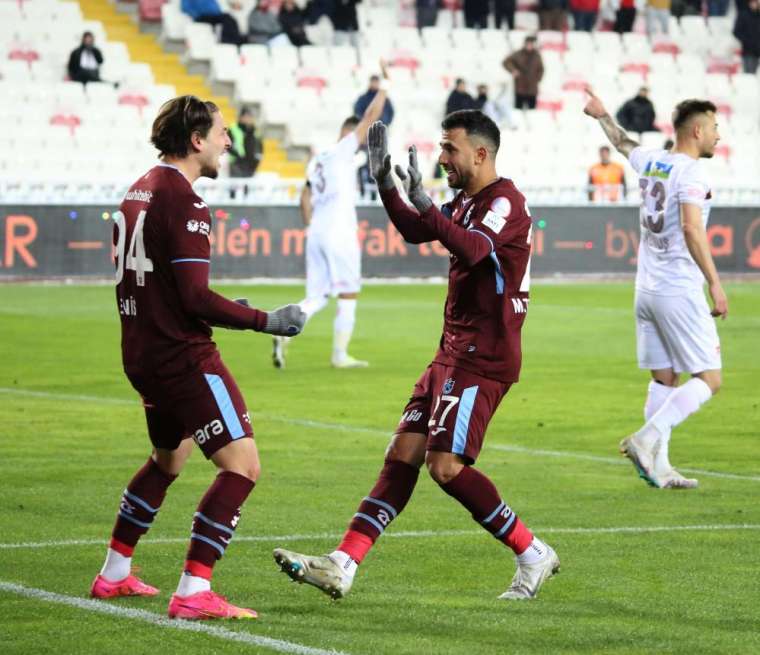 Sivasspor Trabzonspor'u durduramadı 3