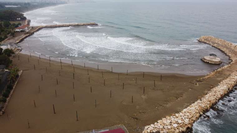 Mersin'de fırtına sonrası dev dalgalar görüldü 4