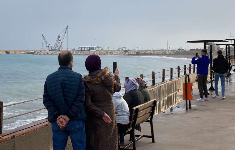 Mersin'de fırtına sonrası dev dalgalar görüldü 9