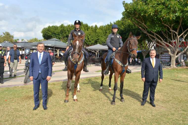 Antalya Emniyetin Eğitime Destek Kermesinden Renkli Görüntüler 5