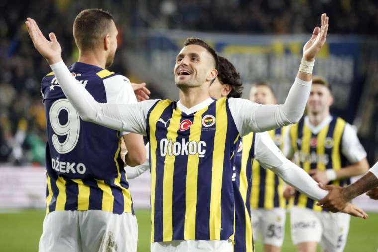 Fenerbahçe Sivasspor'u farklı mağlup etti 7