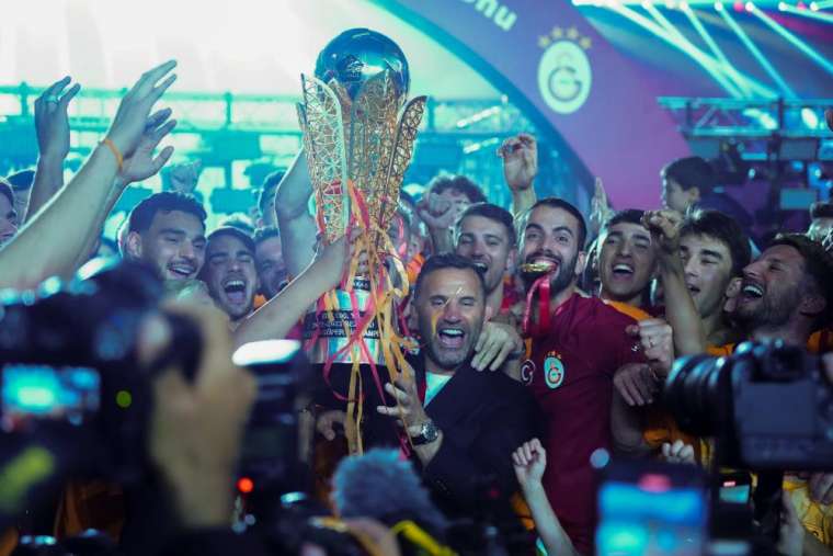 Galatasaray 2023'ü zirvede tamamladı 1