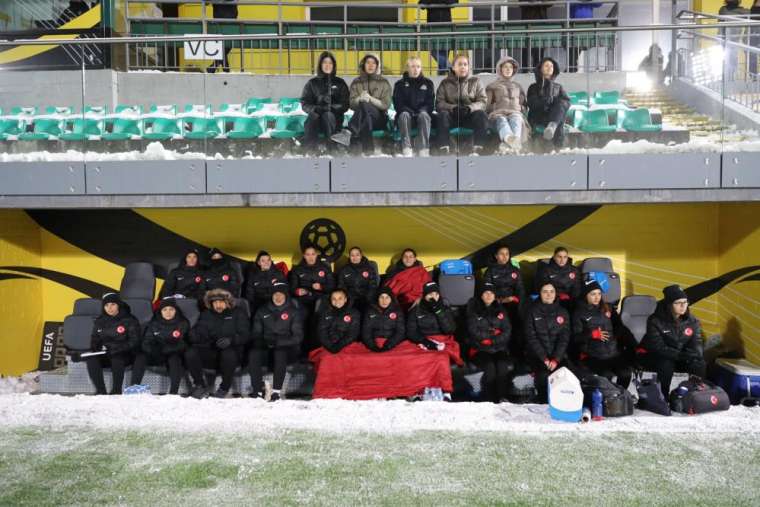 A Milli Kadın Futbol Takımı Litvanya'yı farklı geçti 3