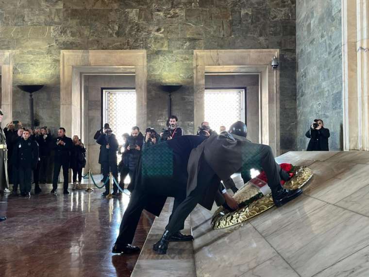 Beşiktaş Başkanı Hasan Arat Anıtkabir ziyaretinde bulundu 3