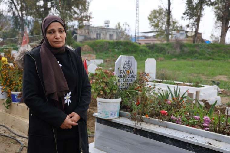 Enkaz başında elinde bisküviyle kalmıştı, bisküviyi veremediği oğlunun yanına gömüldü 6