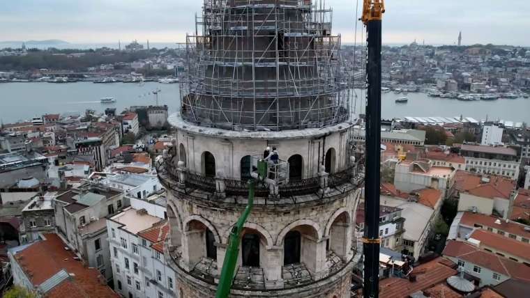 Galata Kulesi'nde operasyon! Dağcılar vinçle indirebildi 8