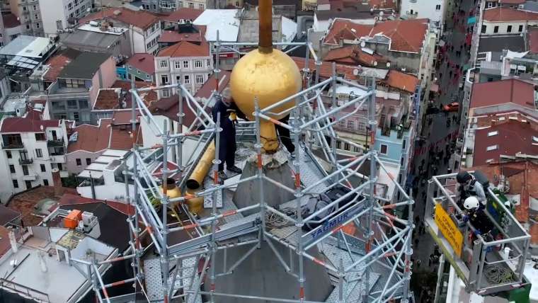 Galata Kulesi'nde operasyon! Dağcılar vinçle indirebildi 5