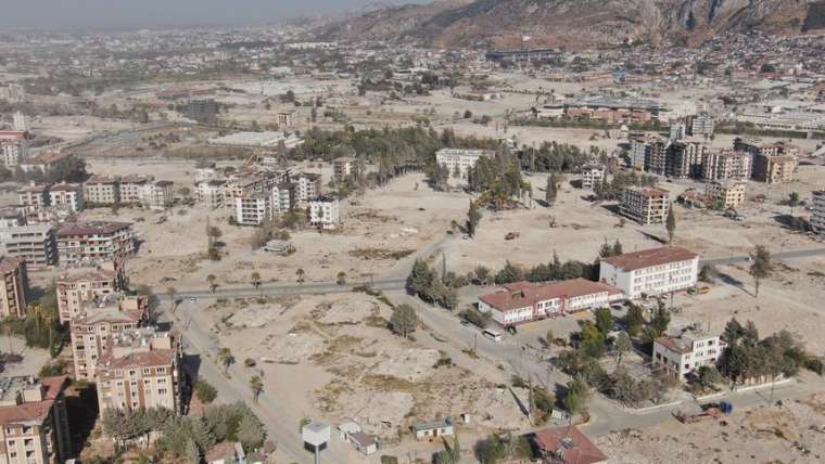 Hataylılar Asrın Felaketinin ardından 2024'e umutla bakıyor 1