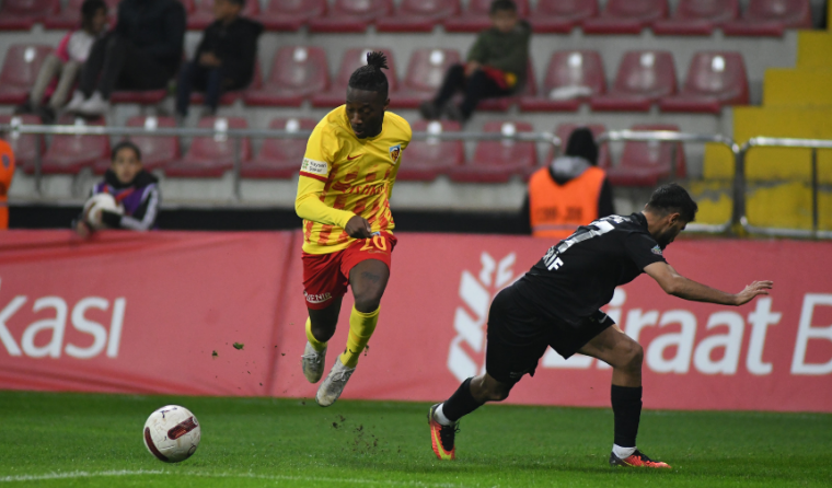 Kayserispor Vanspor' 4-0 mağlup etti 3