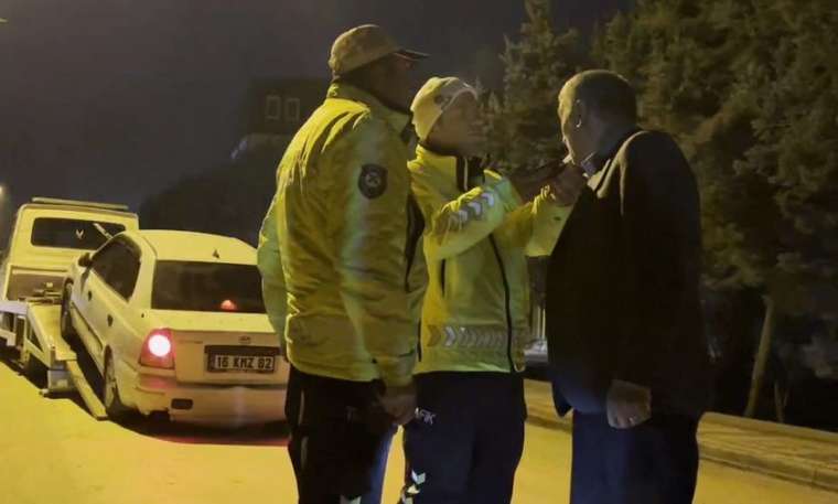 Alkollü sürücü polise zor anlar yaşattı 6