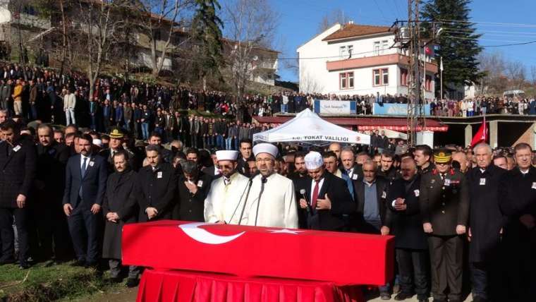 Tokatlı şehit son kez baba ocağında: Son yolculuğuna uğurlandı 2