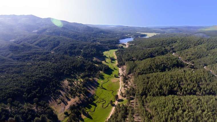 Ege'nin 2. en yüksek dağı Akdağ, Milli Park ilan edildi 3