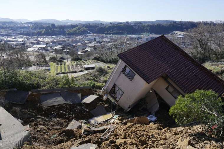 Japonya'yı Vuran Büyük Deprem: Hayatını Kaybedenlerin Sayısı 30'a Yükseldi 5