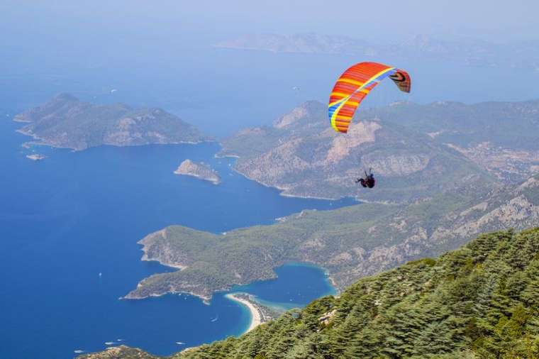 Ölüdeniz'de yamaç paraşütü rekoru! Babadağ’dan 233 binden fazla uçuş yapıldı 2