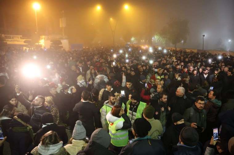 Asrın felaketinin 1. yılında Hatay'da sessiz yürüyüş 4