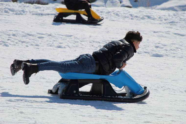 Hesarek Kayak Merkezi'ni 3 Hafta İçinde 25 Bin Kişi Ziyaret Etti 6