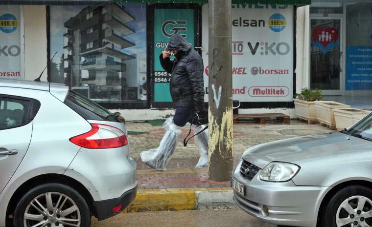 Antalya sulara teslim oldu 10