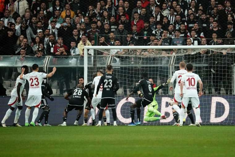 Derbi böyle geçti! Kare kare Beşiktaş - Galatasaray maçı 88