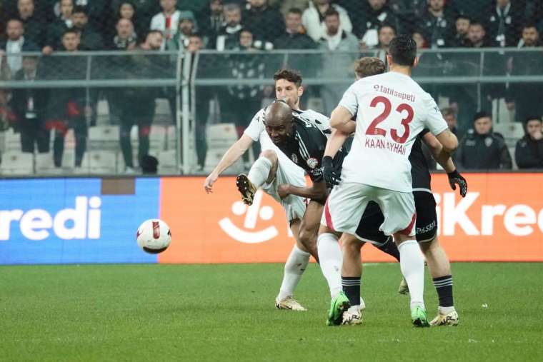 Derbi böyle geçti! Kare kare Beşiktaş - Galatasaray maçı 53