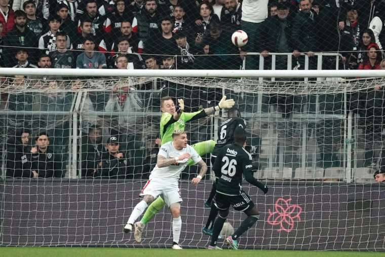 Derbi böyle geçti! Kare kare Beşiktaş - Galatasaray maçı 51