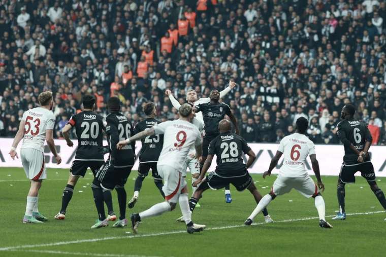 Derbi böyle geçti! Kare kare Beşiktaş - Galatasaray maçı 37