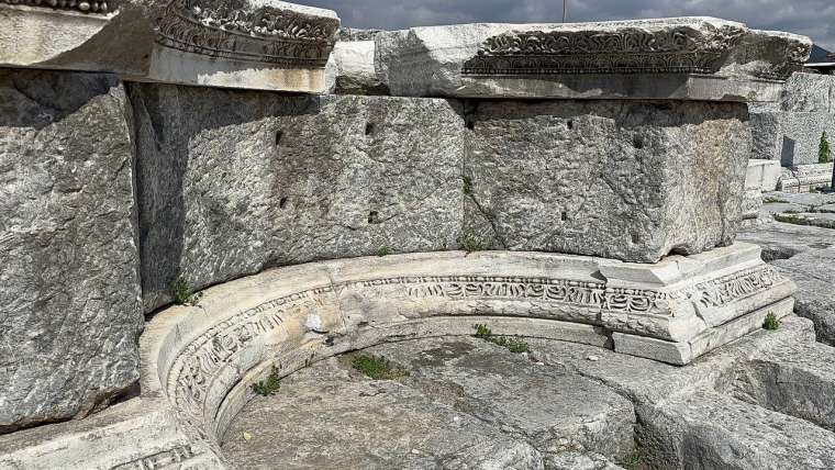 İznik Roma Tiyatrosu ve Tarihi Surlar Restorasyonla Turizme Açıldı 11