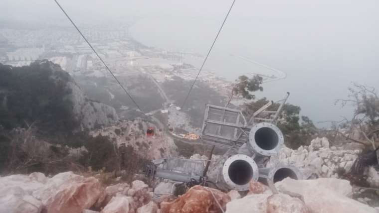 Antalya'da teleferik faciası! Tünektepe'de can pazarı yaşandı 3