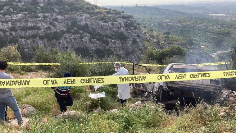 Mersin'de Bir Aile Farklı Yerlerde Yanarak Hayatını Kaybetti 7