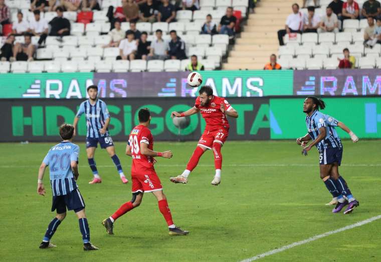 Antalyaspor Adana Demirspor'u son dakikalarda attığı golle yendi 9