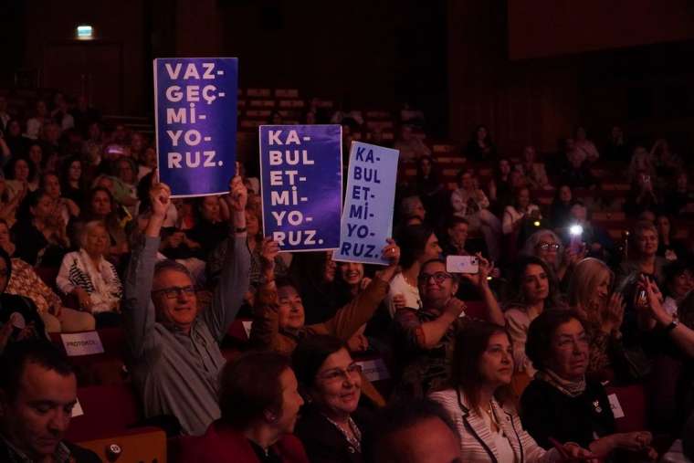 Önder Kadınlar ödüllendirildi 11