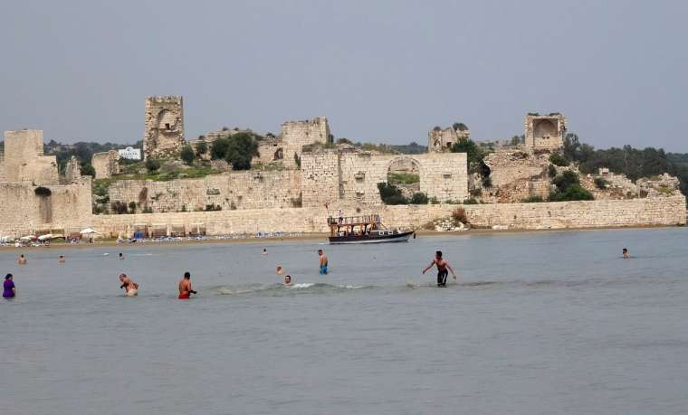 Kızkalesi'nde tatil sezonu başladı 10