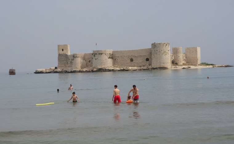 Kızkalesi'nde tatil sezonu başladı 6