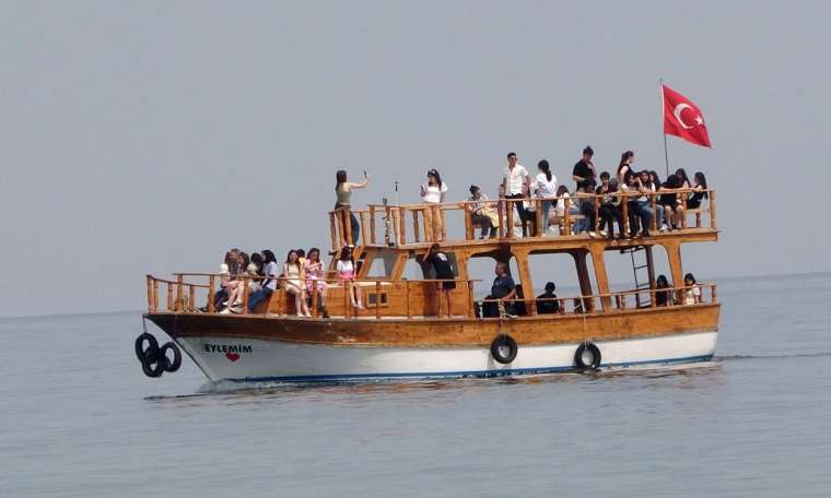 Kızkalesi'nde tatil sezonu başladı 4