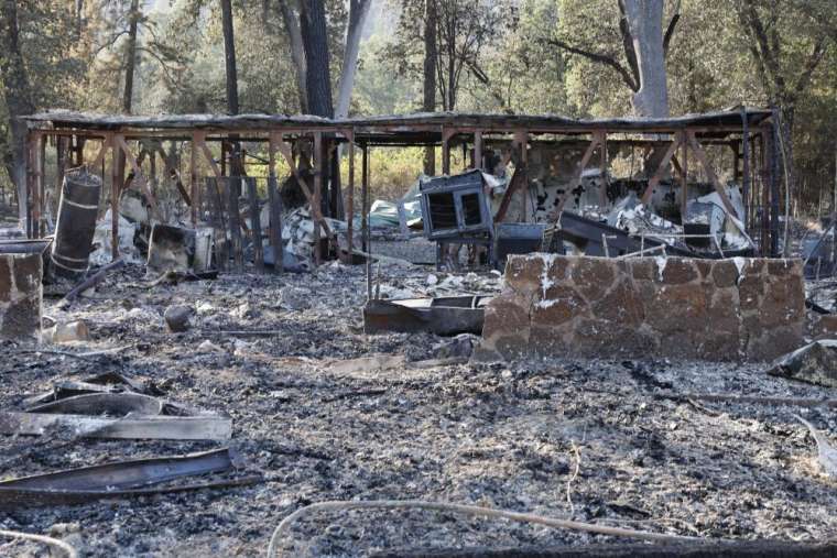 California Tarihinin En Büyük 6. Orman Yangını 8