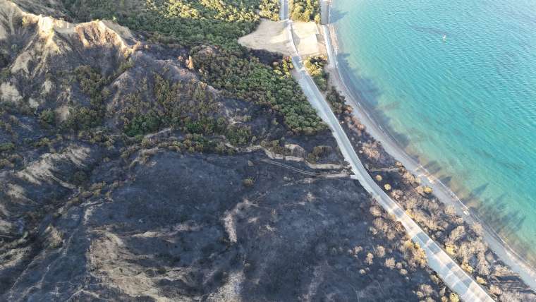 Gelibolu Yarımadası'ndaki yanan alanlar havadan görüntülendi 12