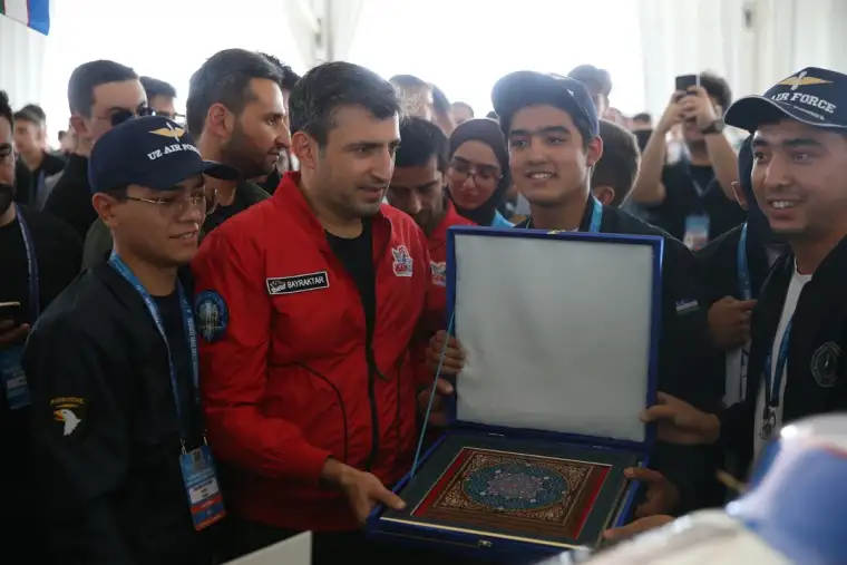 Selçuk Bayraktar Kahramanmaraş'taki İHA Yarışmalarını İzledi 1