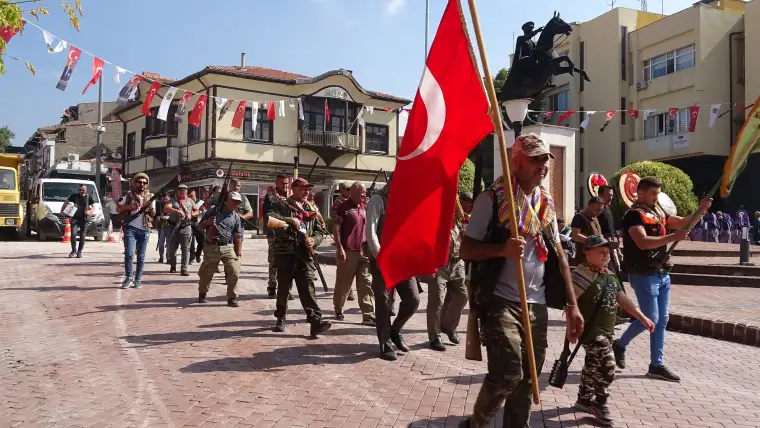 Kütahya'nın Tavşanlı ilçesinde 102. kurtuluş yıl dönümü coşkuyla kutlandı